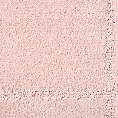 Town & Country Tufted Border Bath Mat