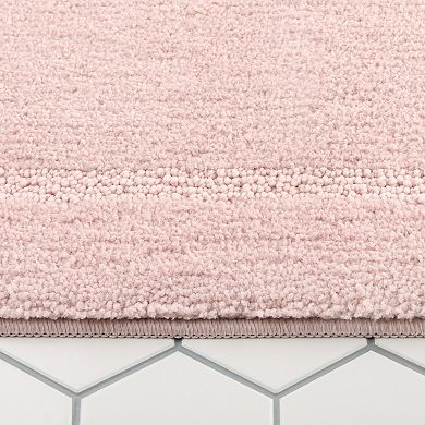 Town & Country Tufted Border Bath Mat