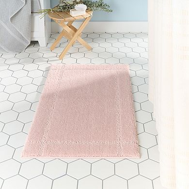 Town & Country Tufted Border Bath Mat