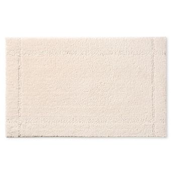 Town & Country Tufted Border Bath Mat