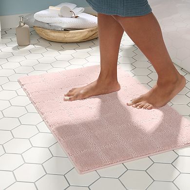 Town & Country Tufted Windowpane Bath Mat