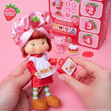 Strawberry Shortcake Strawberry Shortcake Fashion Doll