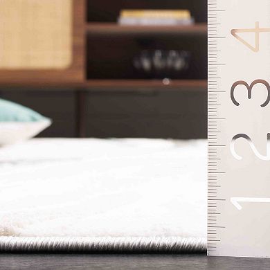 Safavieh Alenia Square Elsa Rug