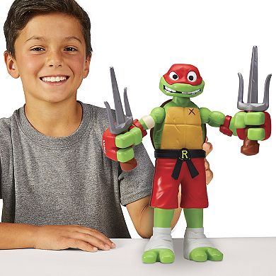 Teenage Mutant Ninja Turtles Raphael Roll "N" Punch Giant Action Figure