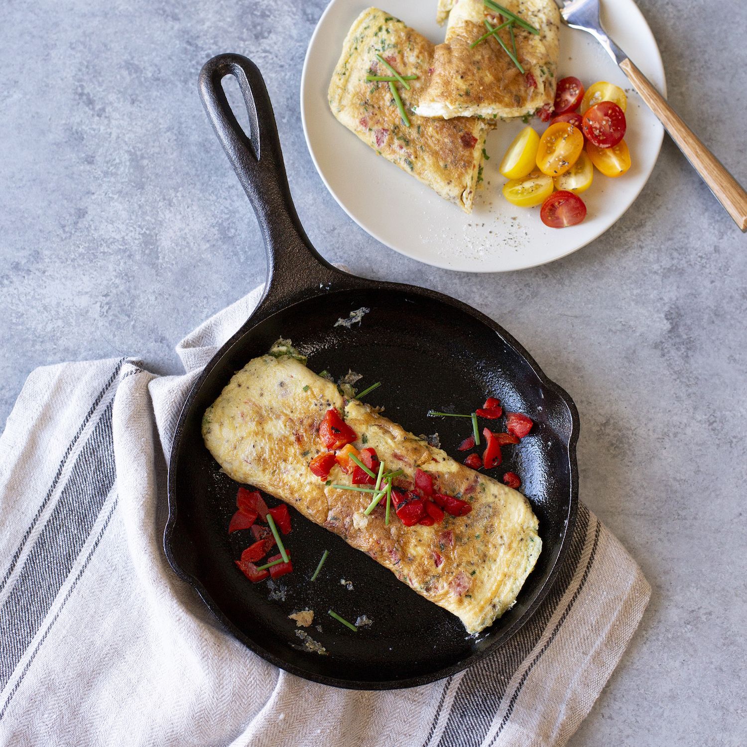 Lodge Chef Collection Cast Iron Skillet - Thumbnail 2
