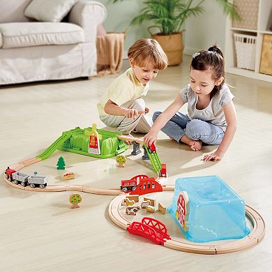 Hape: Farmyard Train Bucket Set