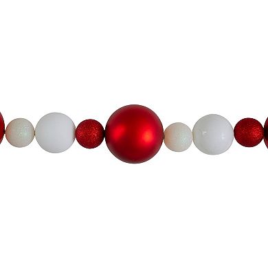 Northlight Shatterproof Ball 3-Finish Red & White Christmas Garland