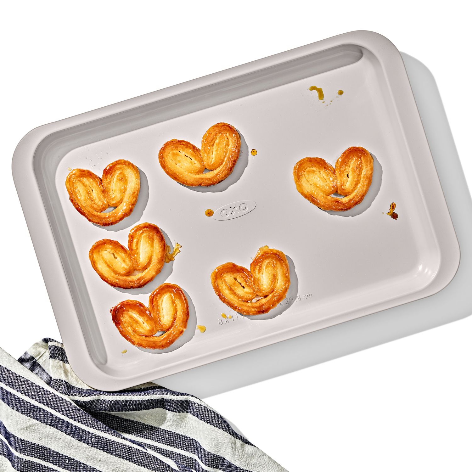 OXO Bakeware Sheet Pan - Thumbnail 5