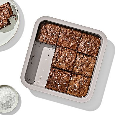 OXO Good Grips Non-Stick Pro Ceramic Coated Metal Bakeware 9-in. Square Cake Pan