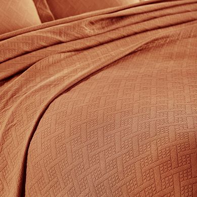 SUPERIOR Basketweave Cotton Matelassé Bedspread & Sham Set