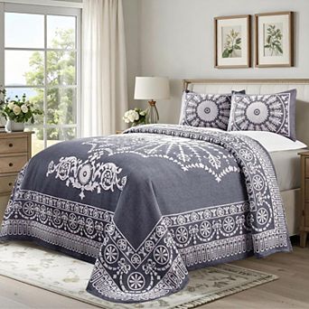 SUPERIOR Kymbal Medallion Woven Jacquard Oversized Bedspread & Sham Set