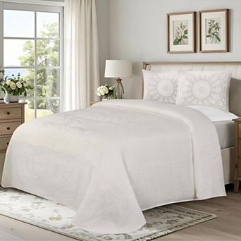 SUPERIOR Kymbal Medallion Woven Jacquard Oversized Bedspread & Sham Set