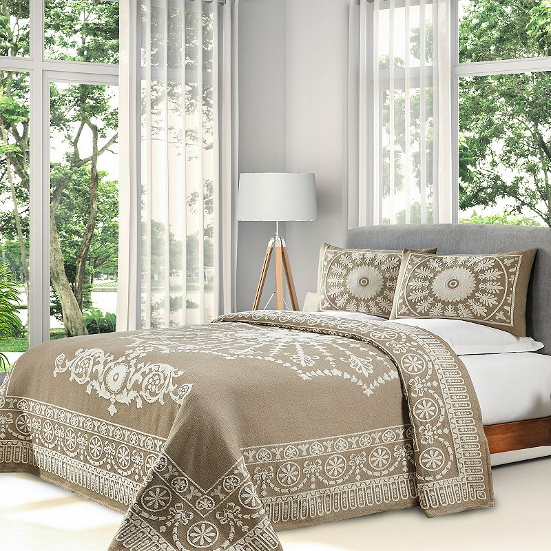 Superior Bedspread Set  Queen  Taupe  3 Piece