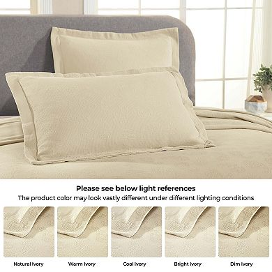 SUPERIOR Paisley Cotton All-Season Matelassé Bedspread Set with Shams