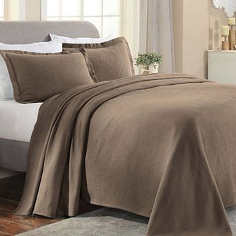 SUPERIOR Paisley Cotton All-Season Matelassé Bedspread Set with Shams