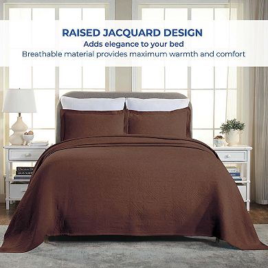 SUPERIOR Celtic Circle Textured Jacquard Matelassé Bedspread & Sham Set