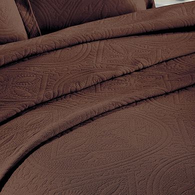 SUPERIOR Celtic Circle Textured Jacquard Matelassé Bedspread & Sham Set