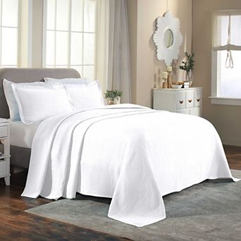 SUPERIOR Celtic Circle Textured Jacquard Matelassé Bedspread & Sham Set