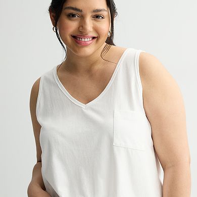 Juniors' Plus Size SO® Relaxed V-Neck Pocket Tank Top
