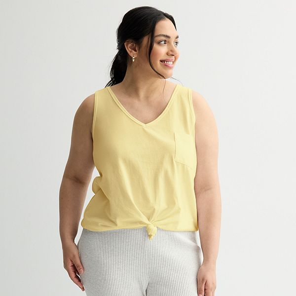 Juniors' Plus Size SO® Relaxed V-Neck Pocket Tank Top - Finch Yellow (1X)