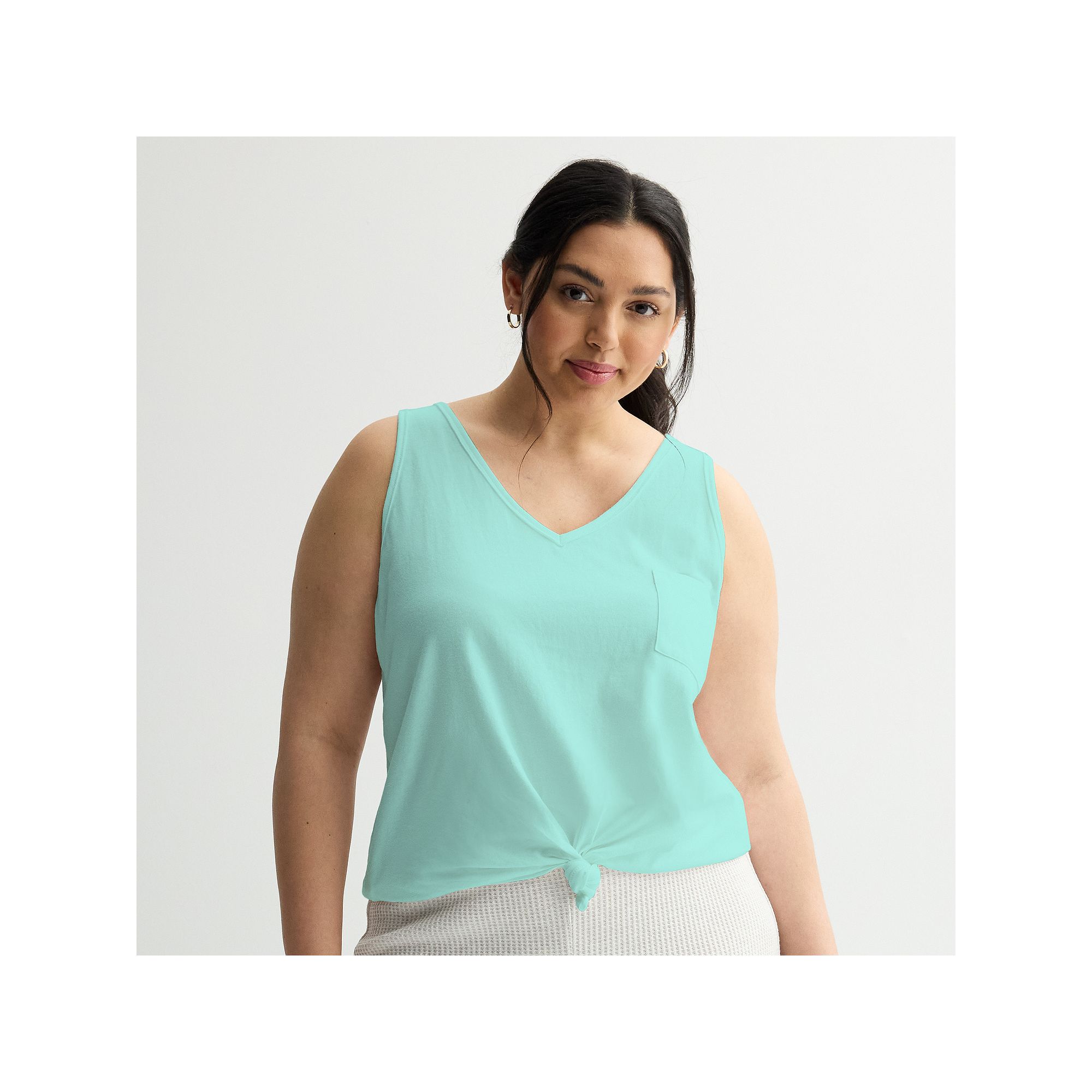 Juniors Plus Size SO® Relaxed V-Neck Pocket Tank Top, Girls, Size: 1XL, 