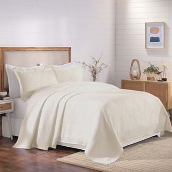 SUPERIOR Victory Cotton Medium Weight All-Season Matelasse Medallion Bedspread & Sham Set