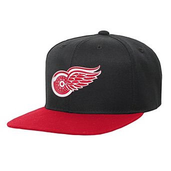 Youth Mitchell & Ness Black/Red Detroit Red Wings Core Team Two-Tone Snapback Hat