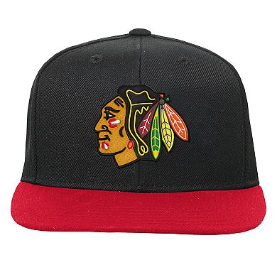 Youth Mitchell & Ness Black/Red Chicago Blackhawks Core Team Two-Tone Snapback Hat