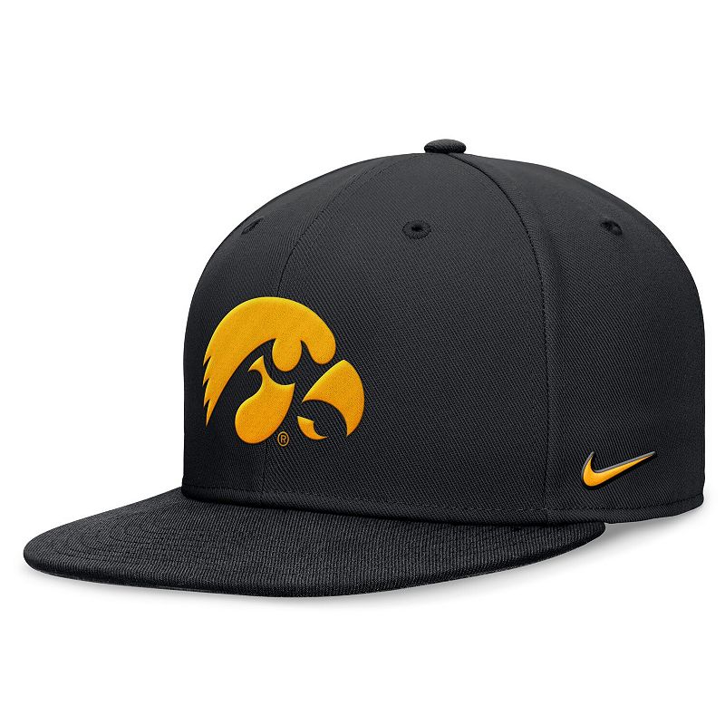 Men's Nike Black Iowa Hawkeyes On-Field Pro Fitted Hat, Size: 7
