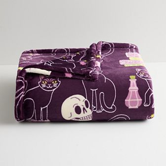 The Big One® Halloween Oversized Supersoft Plush Throw Blanket