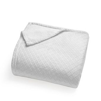 SUPERIOR Alaska Diamond Plush Fleece Ultra-Soft Blanket