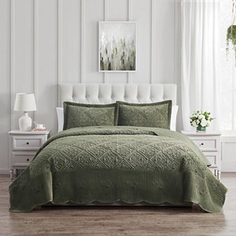VCNY Home Westland Quilted Plush Bedspread Set