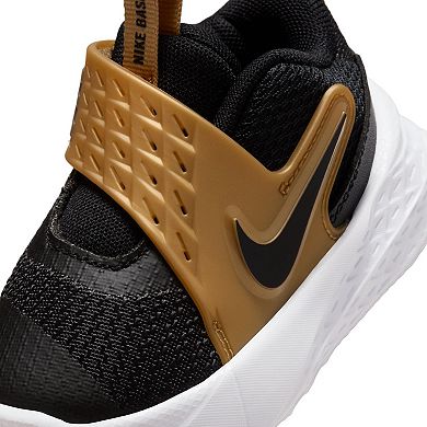 Nike Team Hustle D 12 Toddler Athletic Shoes
