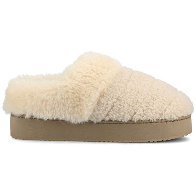 Journee Blair Women's Quilted Cushioned Clog Slippers