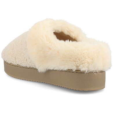 Journee Blair Women's Quilted Cushioned Clog Slippers