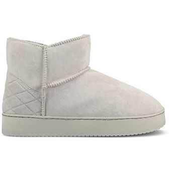 Journee Noa Women's Cushioned Ankle Boot Slippers