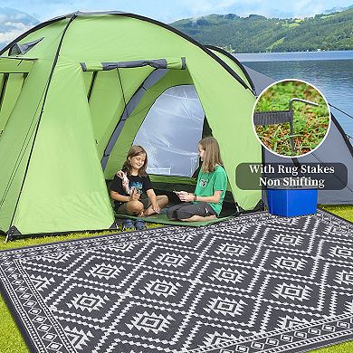 Garvee Outdoor Vintage Geometric Plastic Straw and Reversible Patio Rug