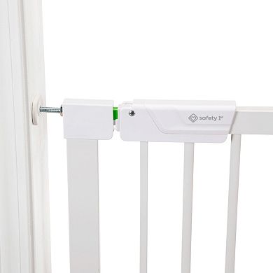 Safety 1st Pressure-Check Gate with SecureTech