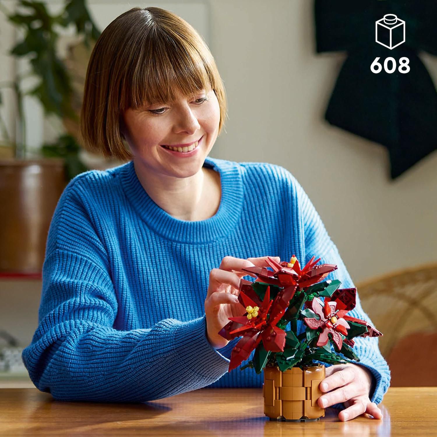 Детский конструктор LEGO Icons Poinsettia Plant 10370 Building Kit (608 pieces) — фото 2