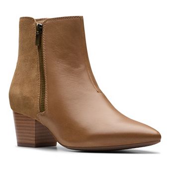 Clarks® Ellanie Vibe Women's Leather Ankle Boots
