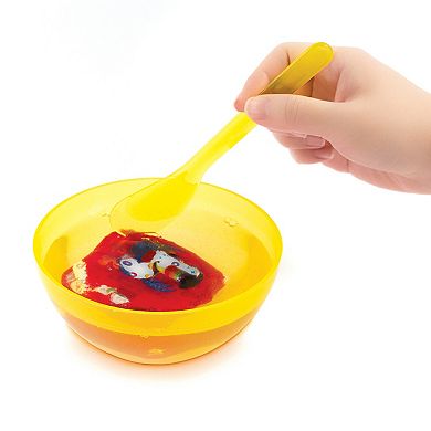 She'll love this Make It Real: Snackers Bracelet Kit Vending Machine.