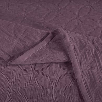SUPERIOR Serenity Matelasse Weave Jacquard Celtic Circle Bedspread and Sham Set