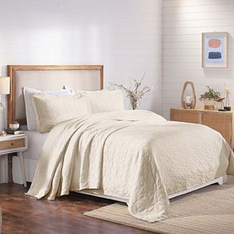 SUPERIOR Serenity Matelasse Weave Jacquard Celtic Circle Bedspread and Sham Set