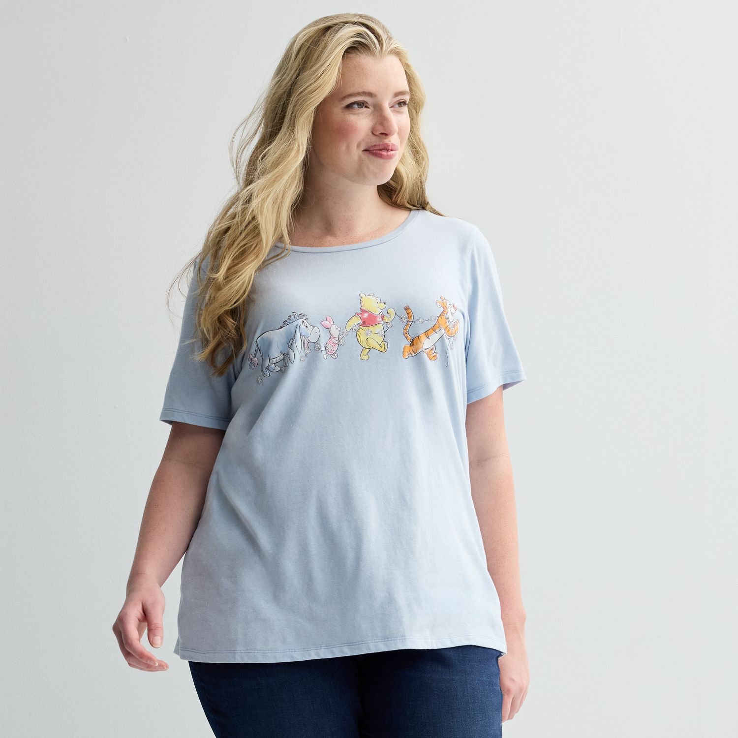Женские футболки Plus Size Disney's Winnie the Pooh & Friends Graphic — фото 1