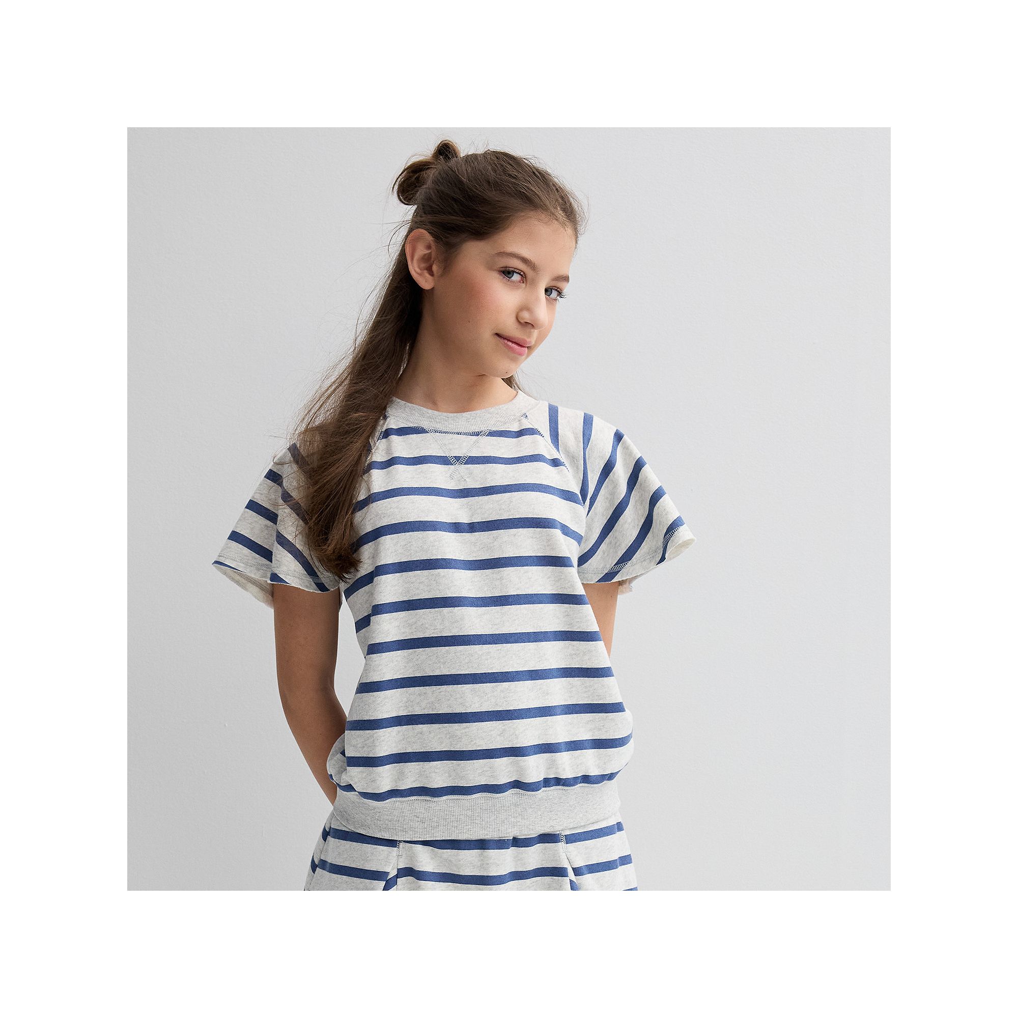 Girls 6-20 SO® Flutter Sleeve Sweatshirt in Regular & Plus Size, Girls, S