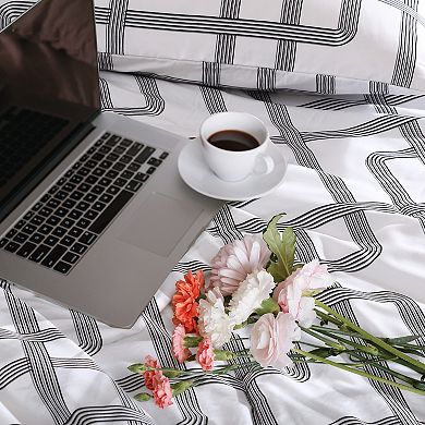 City Scene Mainline White Twin Duvet Cover and Sham Set