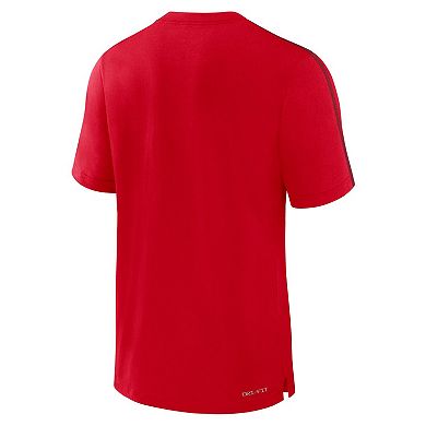 Men's Nike Red Georgia Bulldogs 2024/25 Sideline Player Performance Tri-Blend T-Shirt