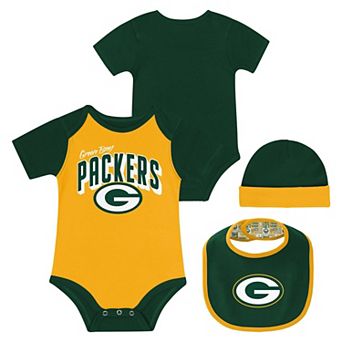 "Newborn & Infant Green Bay Packers Dynamic Duo Bodysuit, Bib & Knit Hat Set"