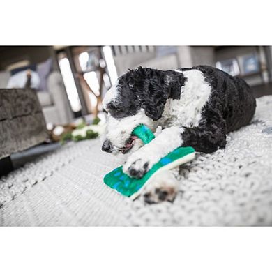 Fluff And Tuff Gordon Stingray Dog Toy - 10"