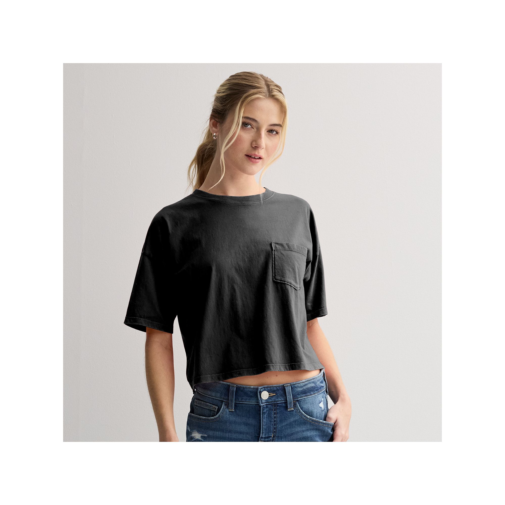 Juniors SO Boxy Crop Pocket Tee, Girls, Size: XS, Black Luxe